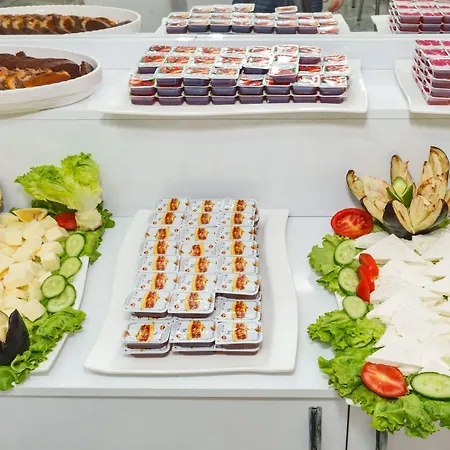 Hotell Orange Airport 3*