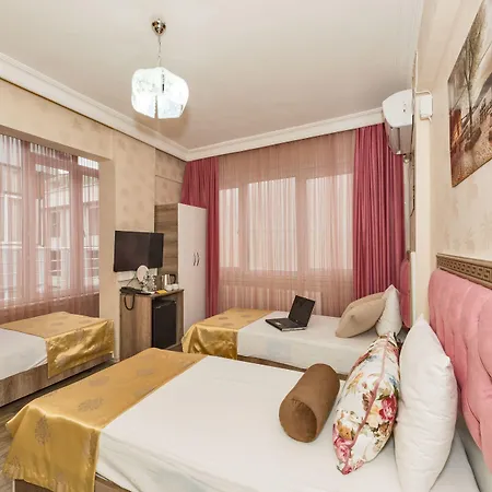 Otel Orange Airport 3*