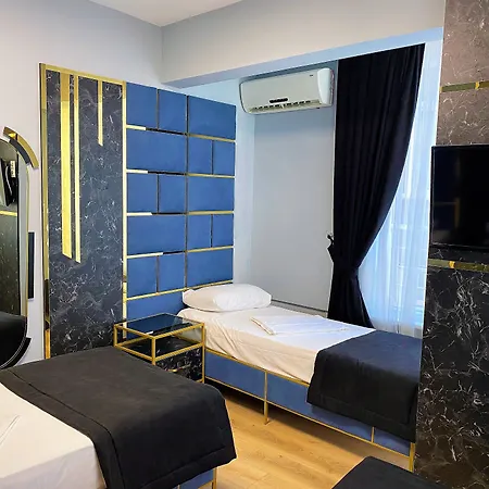 Orange Airport Hotel