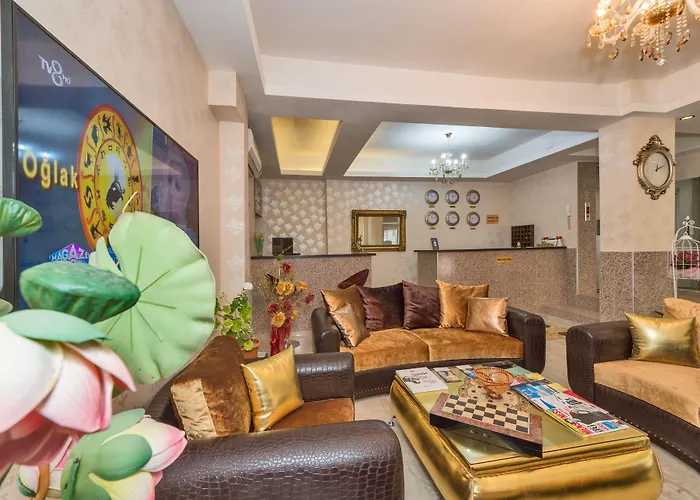 Orange Airport Отель 3*