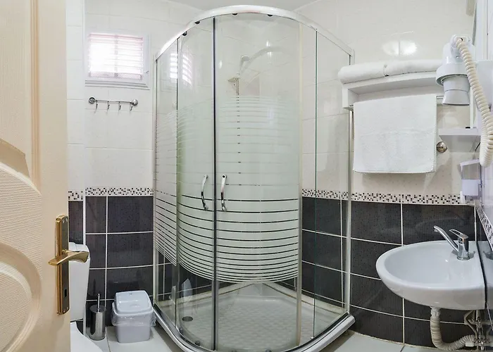 Orange Airport Отель 3*