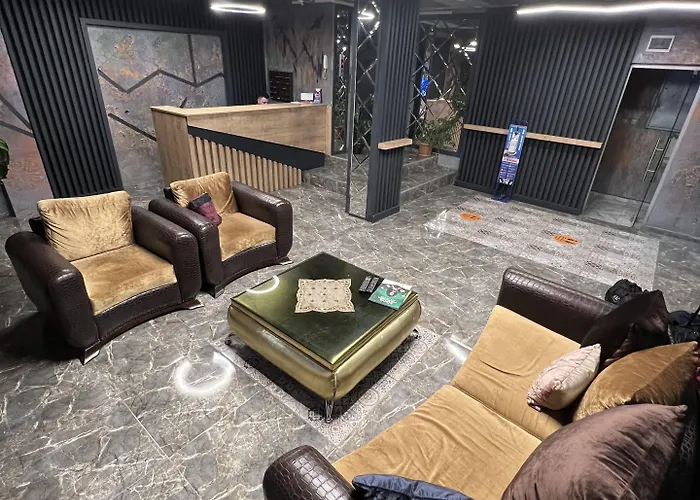 Отель Orange Airport 3*